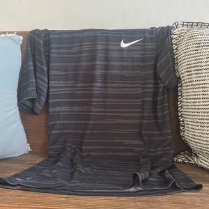 mens nike dri-fit tshirt